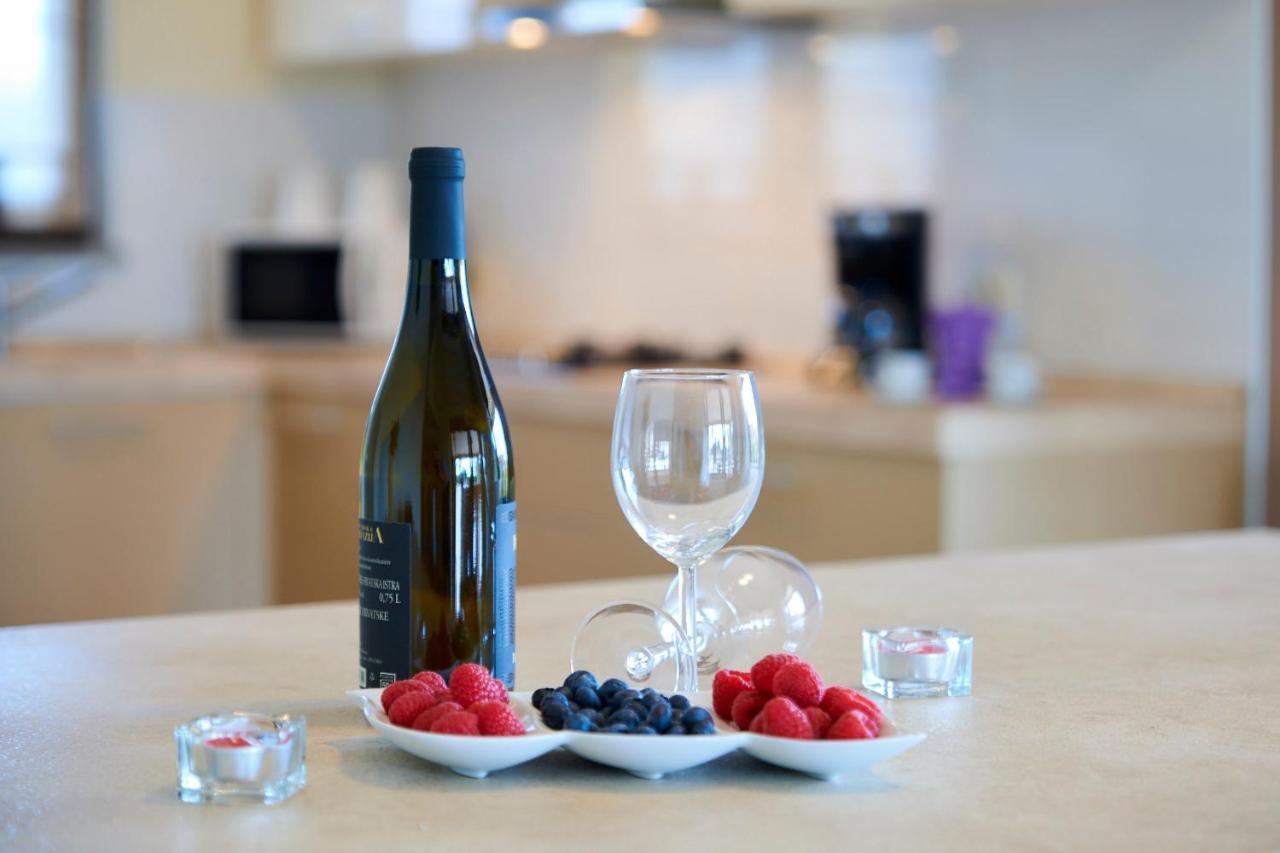 Villa Bartona For 8 Persons With Private Swimmingpool Pula